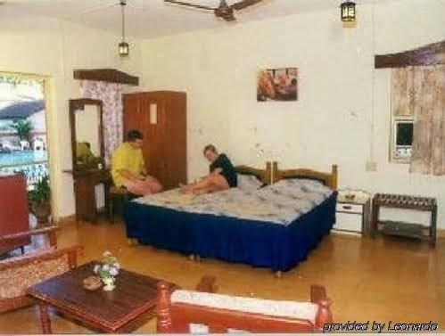 Dona Alcina Resorts Candolim Luaran gambar